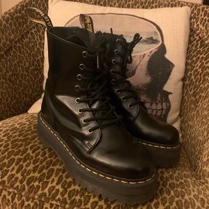 Dr. Martens Jadon 8 Eye Platform Boots Black